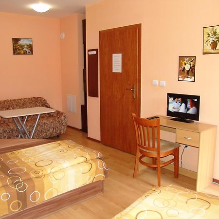 Our Home Guest Rooms Veliko Tărnovo Exterior foto